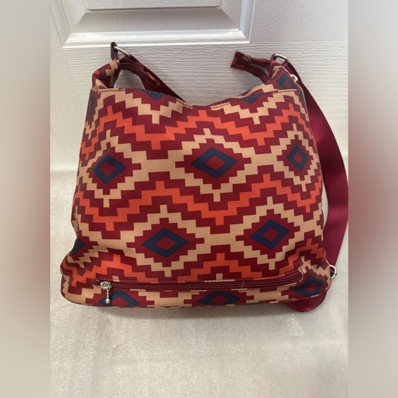 Baggallini Alberta Tote. Aztec Print Shoulder Crossbody Tablet Travel Bag - Picture 4 of 16